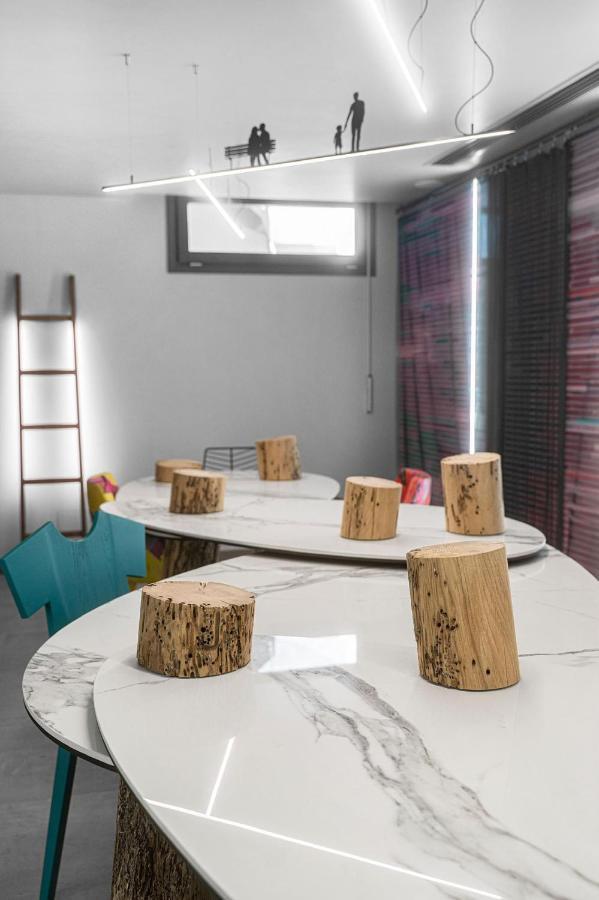 Marquise Suites - Adults Only Фіра Екстер'єр фото