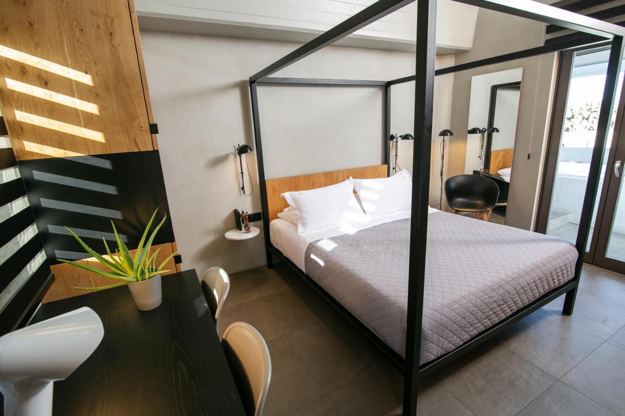 Marquise Suites - Adults Only Фіра Екстер'єр фото