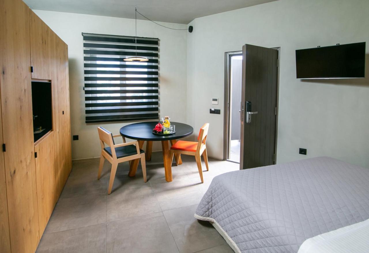 Marquise Suites - Adults Only Фіра Екстер'єр фото